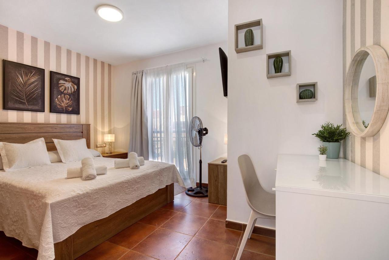 Villa Valeria คอร์ราเลโฮ ภายนอก รูปภาพ