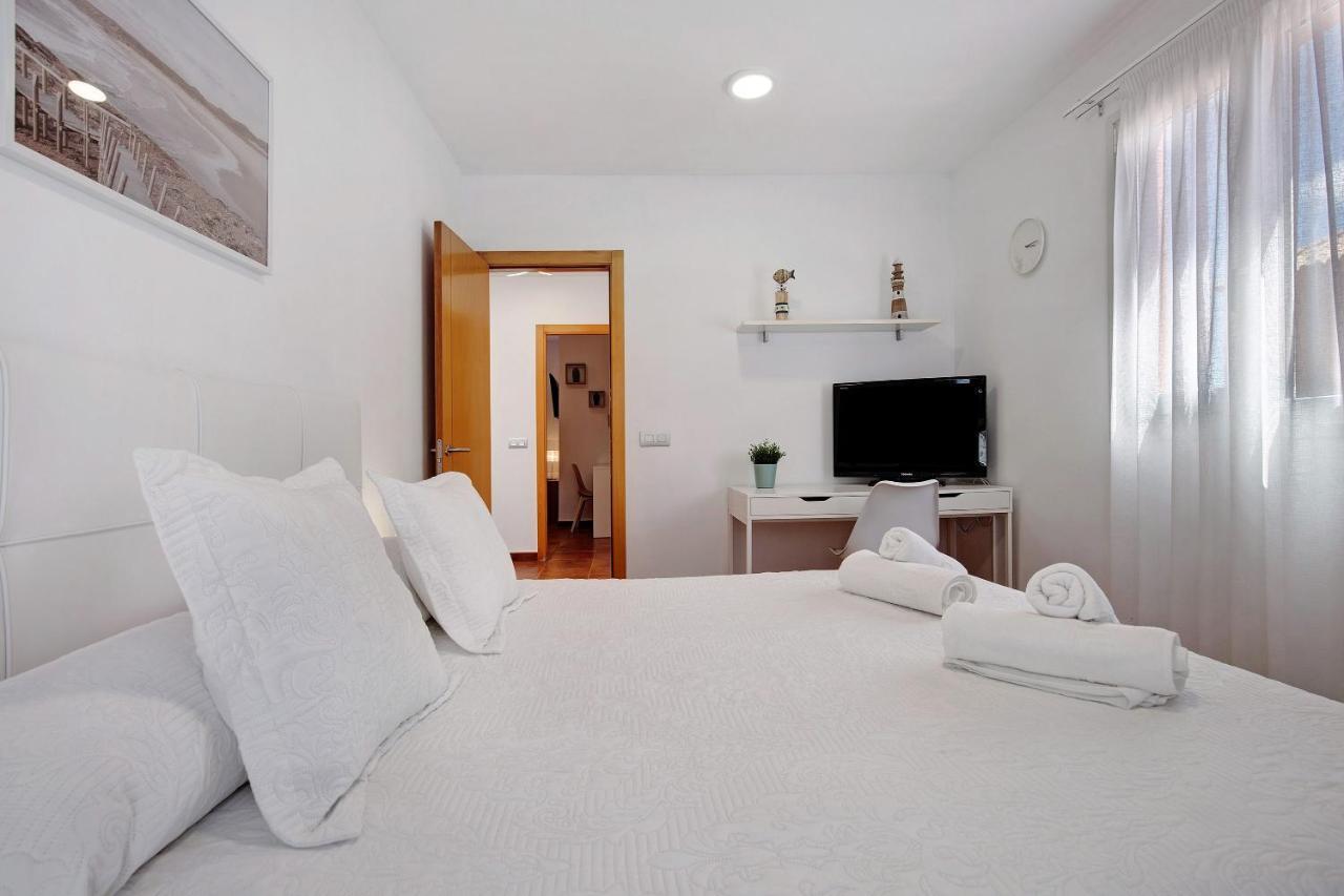 Villa Valeria คอร์ราเลโฮ ภายนอก รูปภาพ