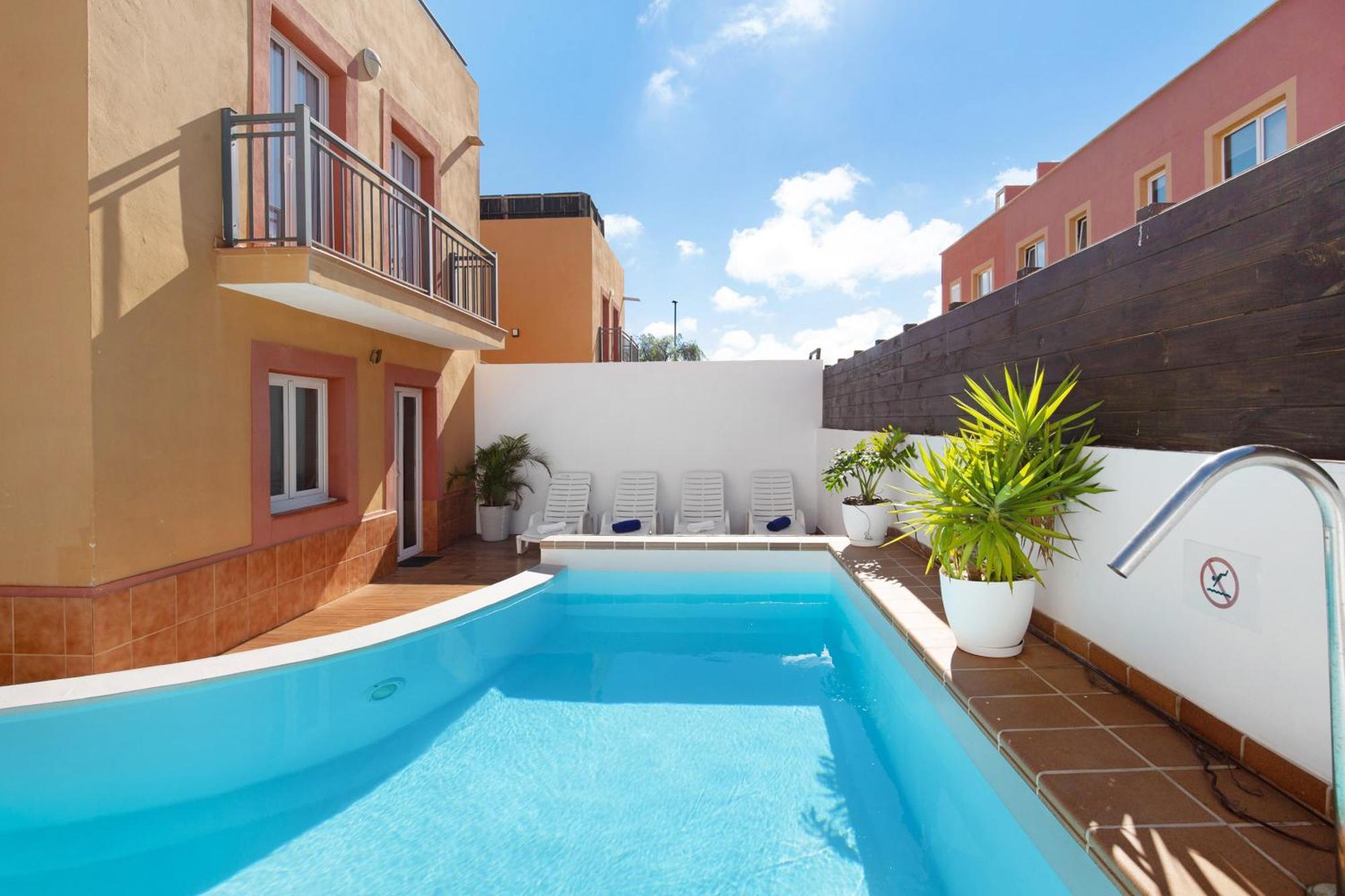 Villa Valeria คอร์ราเลโฮ ภายนอก รูปภาพ